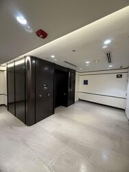 Bugis Junction (D7), Office #572117891